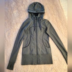 Lululemon Zip-Up Hoodie with Thumholes (Tall); Size 8